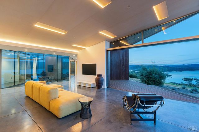 7121 Berryessa Knoxville Rd, Napa, CA 94558