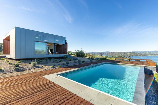 7121 Berryessa Knoxville Rd, Napa, CA 94558