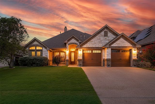 7308 Prestwick Terrace, Benbrook, TX 76126