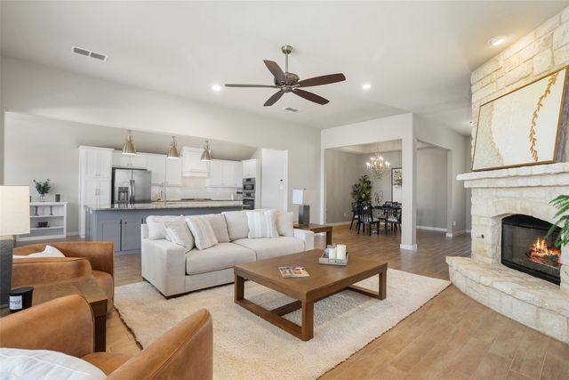 7308 Prestwick Terrace, Benbrook, TX 76126