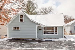 28529 W Treetop Road, Ingleside, IL 60041