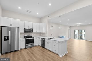 750 MOUNT AIRY TER NE #403B, Leesburg, VA 20176