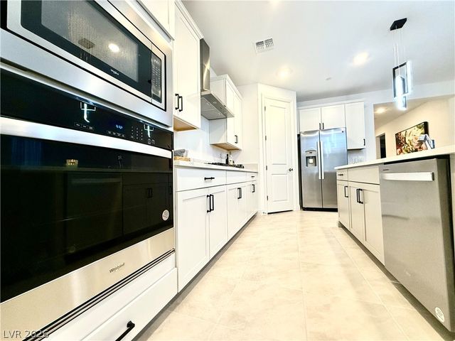 10972 Harlowe Grove Court, Las Vegas, NV 89166