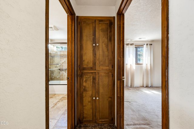 509 Manzanita Drive, Rogue River, OR 97537