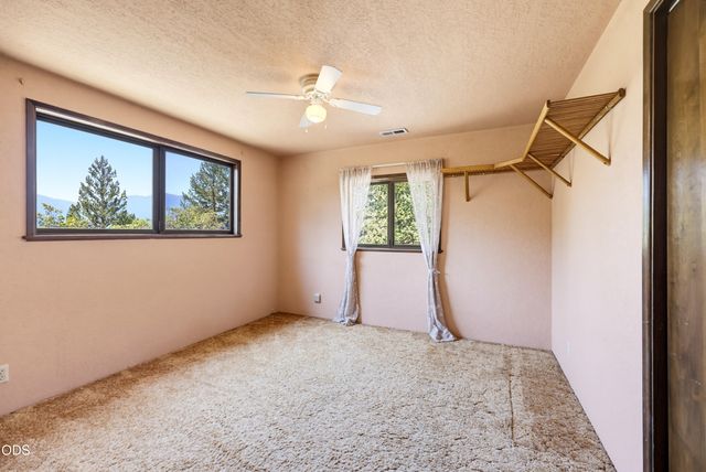 509 Manzanita Drive, Rogue River, OR 97537