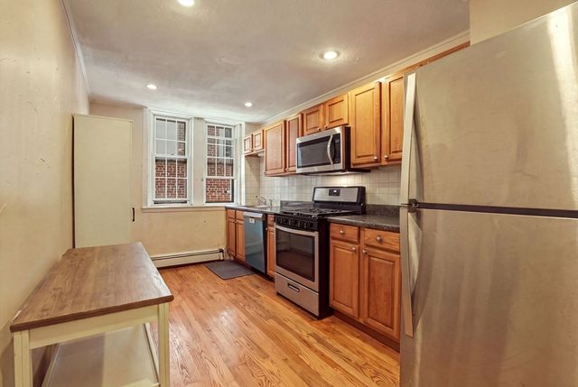 66 Beacon St 1, Chelsea, MA 02150