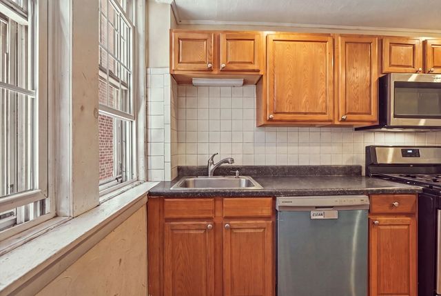 66 Beacon St 1, Chelsea, MA 02150
