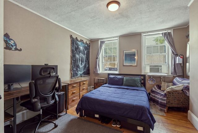 66 Beacon St 1, Chelsea, MA 02150
