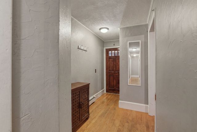 66 Beacon St 1, Chelsea, MA 02150