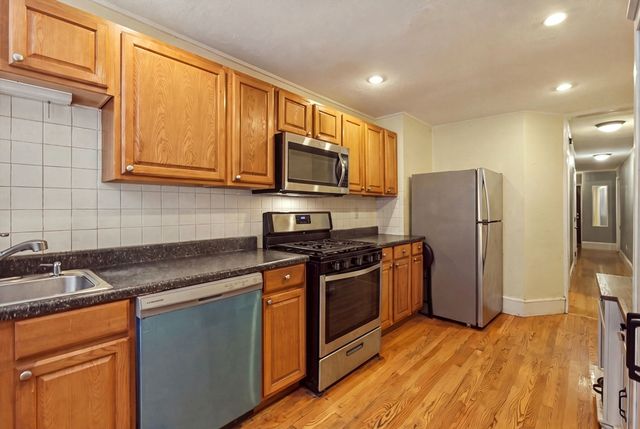 66 Beacon St 1, Chelsea, MA 02150