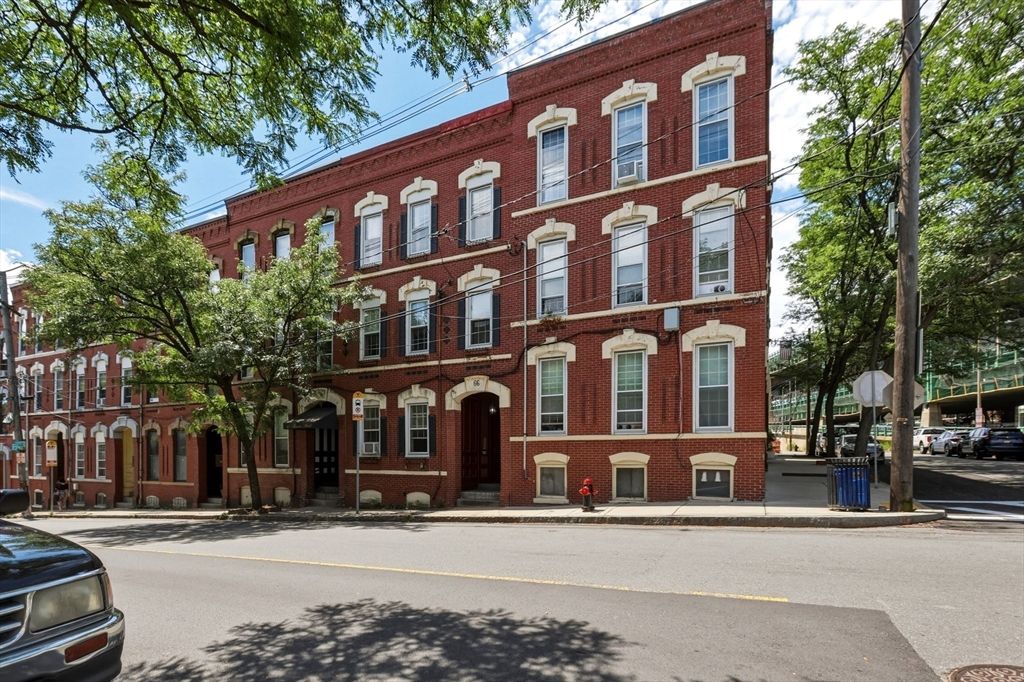 66 Beacon St 1, Chelsea, MA 02150
