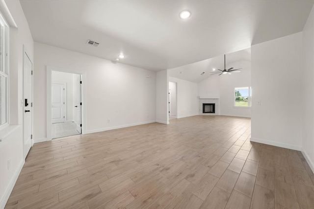 125 Canyon Creek Lane, Guthrie, OK 73044