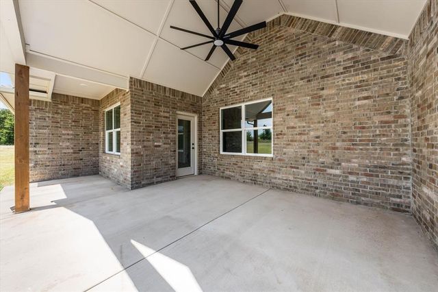 125 Canyon Creek Lane, Guthrie, OK 73044