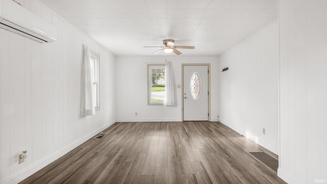 632 Sandy Hook Road, Paoli, IN 47454
