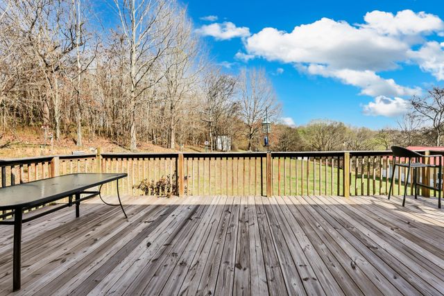 2410 Dunbar Rd, Woodlawn, TN 37191