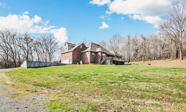 2410 Dunbar Rd, Woodlawn, TN 37191