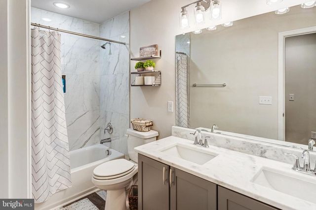 2075 COUNTRY RD, Beaverdam, VA 23015