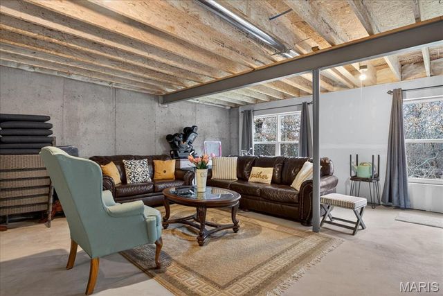 5 Challenger Court, O'fallon, MO 63366