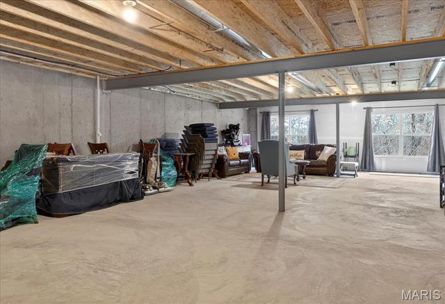 5 Challenger Court, O'fallon, MO 63366