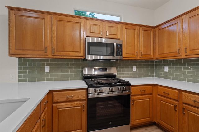 109 Anemone CIR, Georgetown, TX 78633