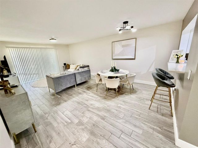 300 Promenade Drive 105, Dunedin, FL 34698