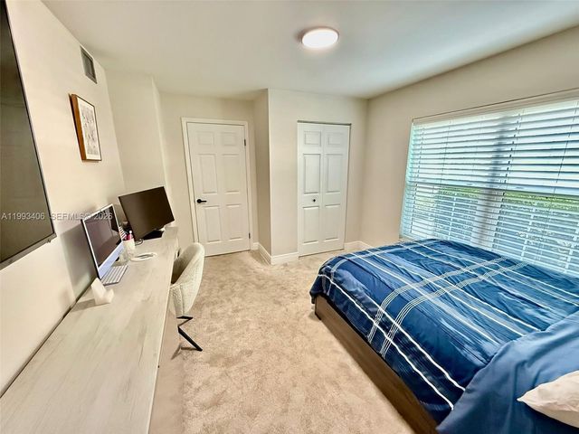 300 Promenade Drive 105, Dunedin, FL 34698