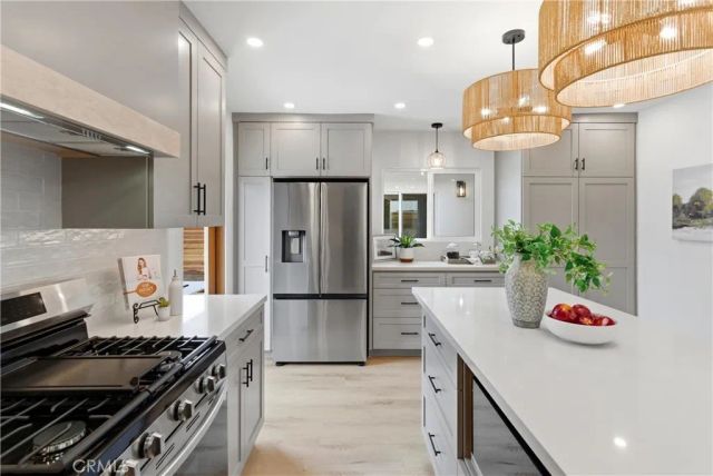 2534 Santiago Street, Santa Ana, CA 92706