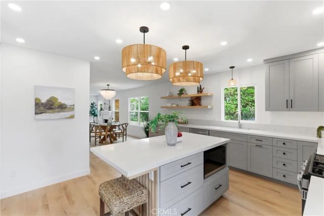 2534 Santiago Street, Santa Ana, CA 92706