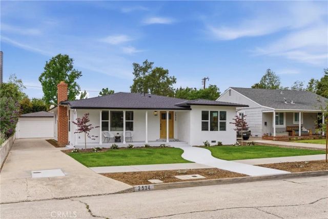 2534 Santiago Street, Santa Ana, CA 92706