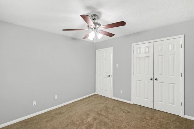 83 E Whistlers Bend Circle, Conroe, TX 77384