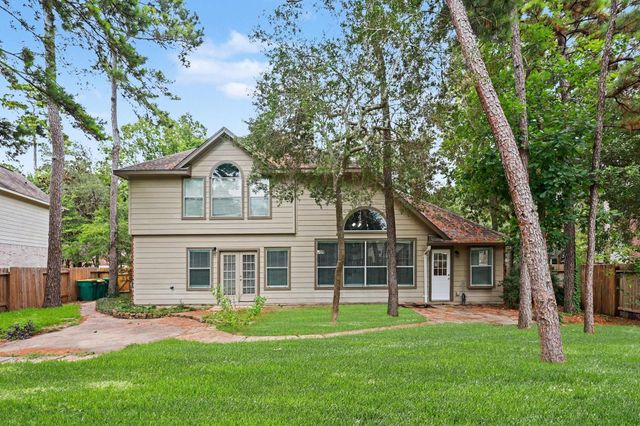 83 E Whistlers Bend Circle, Conroe, TX 77384