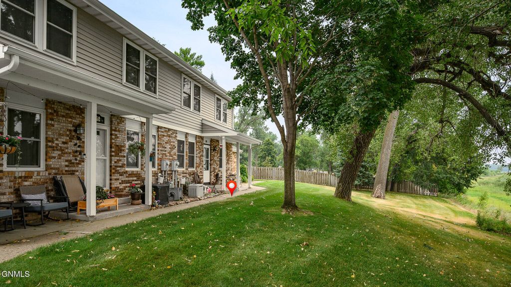 150 Riverside Park, Bismarck, ND 58504 photo 4
