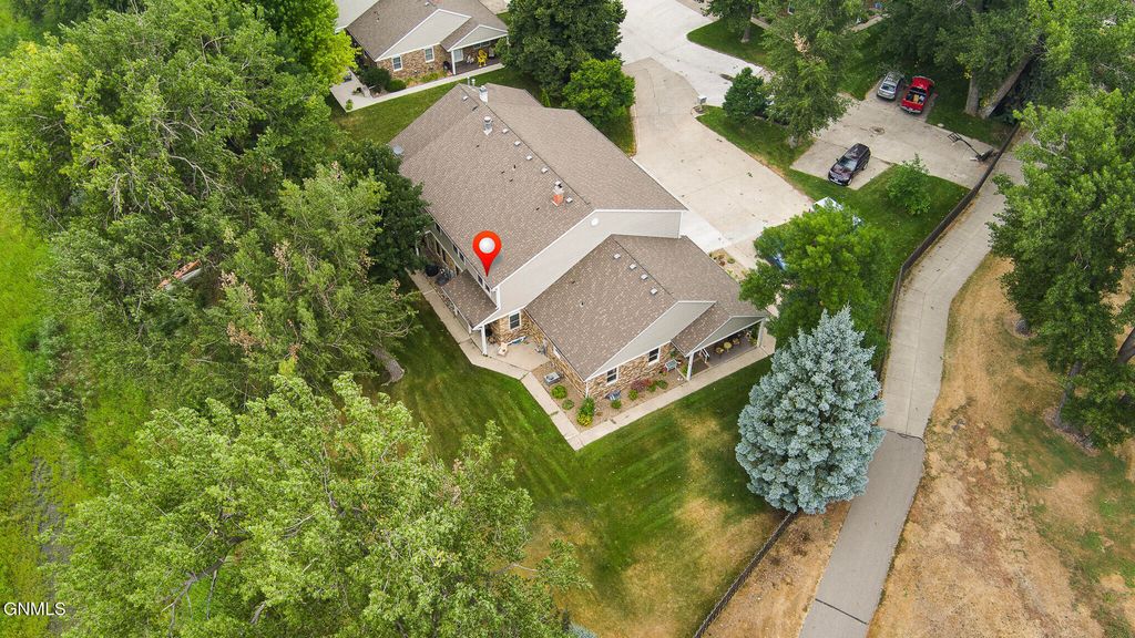 150 Riverside Park, Bismarck, ND 58504 photo 5