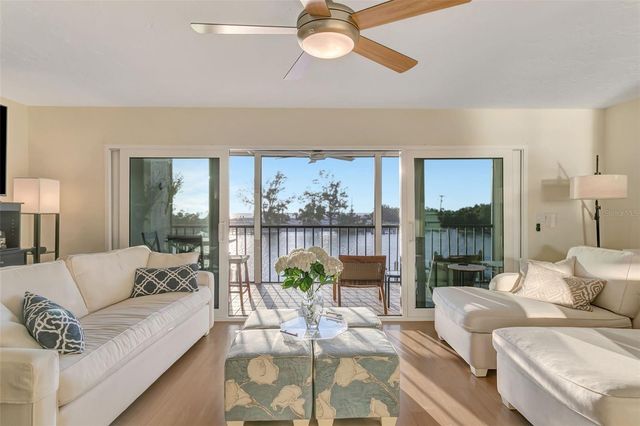 9000 MIDNIGHT PASS ROAD 5, Sarasota, FL 34242