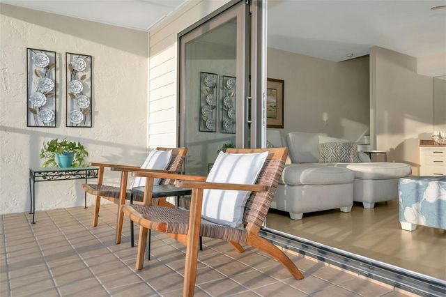 9000 MIDNIGHT PASS ROAD 5, Sarasota, FL 34242