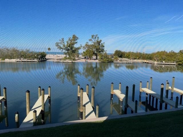 9000 MIDNIGHT PASS ROAD 5, Sarasota, FL 34242