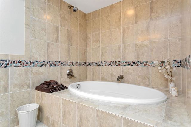 9000 MIDNIGHT PASS ROAD 5, Sarasota, FL 34242