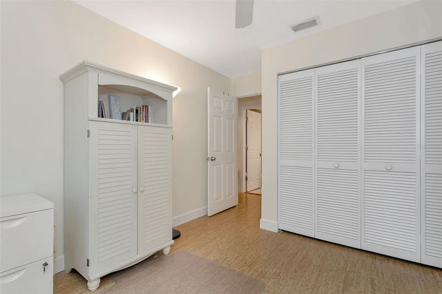 9000 MIDNIGHT PASS ROAD 5, Sarasota, FL 34242