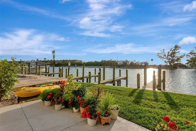 9000 MIDNIGHT PASS ROAD 5, Sarasota, FL 34242