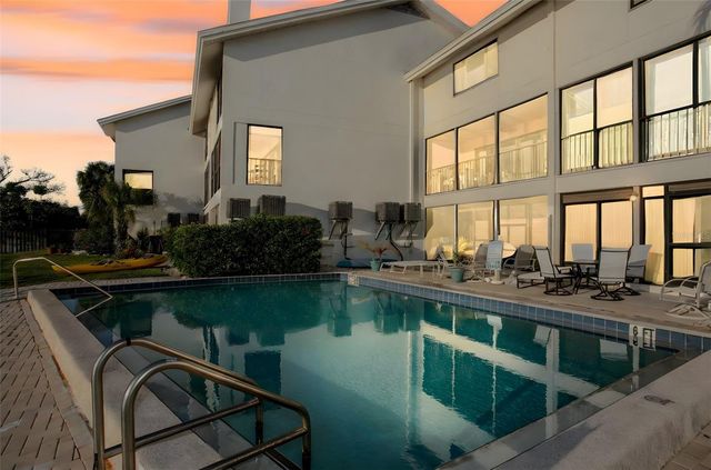 9000 MIDNIGHT PASS ROAD 5, Sarasota, FL 34242