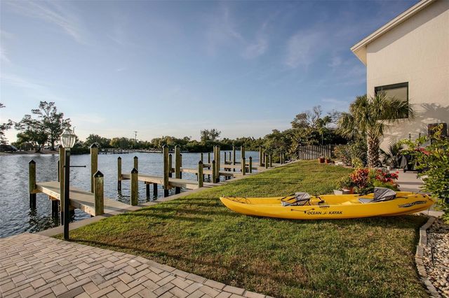 9000 MIDNIGHT PASS ROAD 5, Sarasota, FL 34242