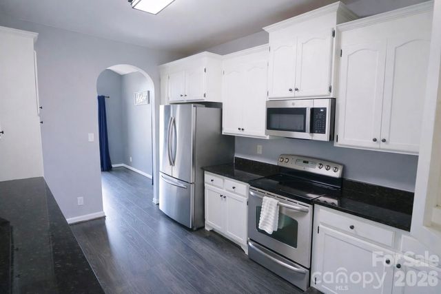 1045 Saxton Circle, Salisbury, NC 28147