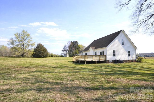 1045 Saxton Circle, Salisbury, NC 28147