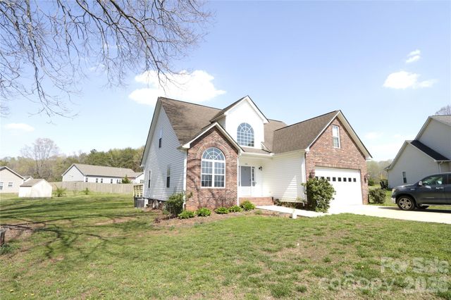 1045 Saxton Circle, Salisbury, NC 28147