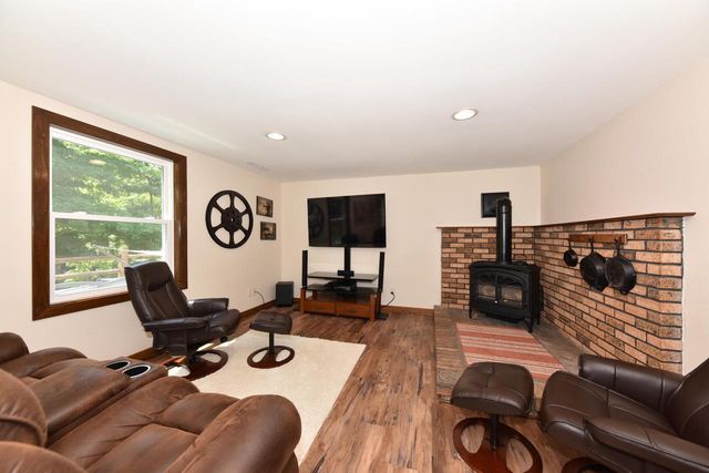 N3222 Jefferson ROAD, Rubicon, WI 53078