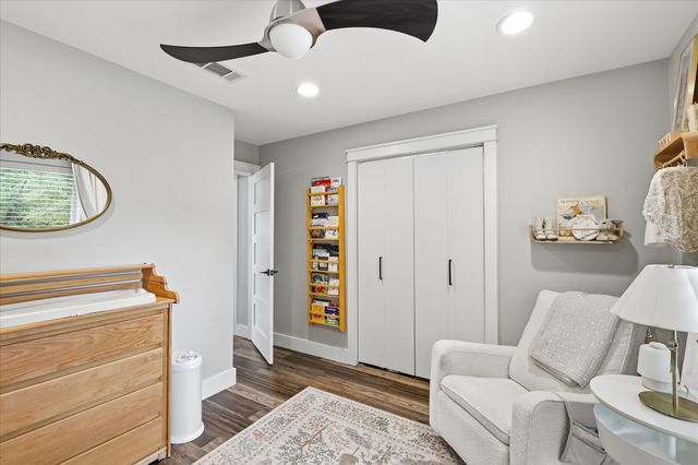 411 Lake Vista E, Highland Village, TX 75077