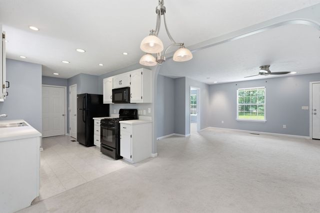 1028 Mikey Ct, Culleoka, TN 38451