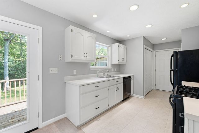 1028 Mikey Ct, Culleoka, TN 38451