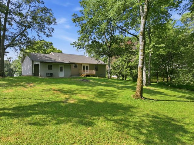 1028 Mikey Ct, Culleoka, TN 38451