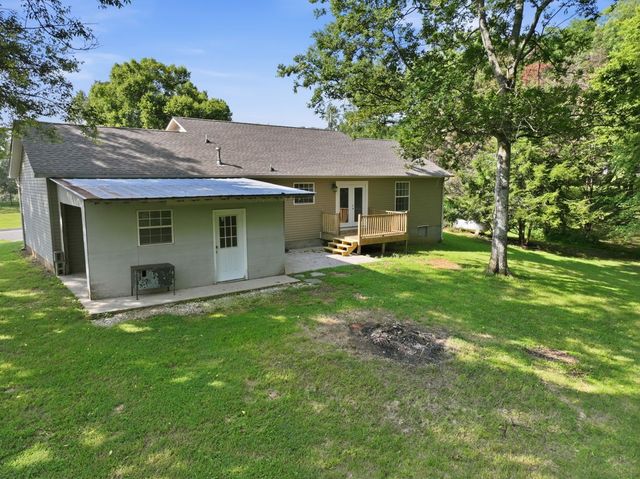 1028 Mikey Ct, Culleoka, TN 38451